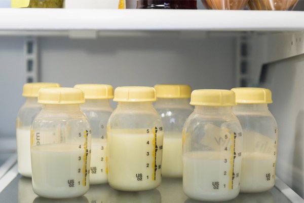 cách bảo quản sữa mẹ trong tủ đông