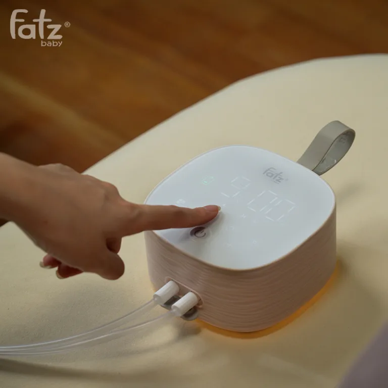 May-hut-sua-dien-doi-resonance-9-plus-2